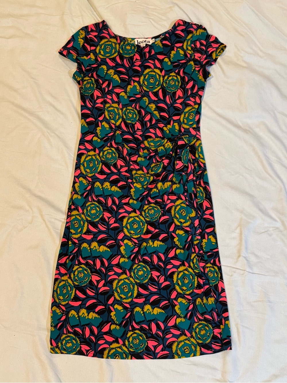Like New Gorgeous Leota Teal, Pink & Yellow Floral Cap-Sleeve Dress